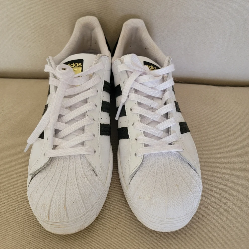 adidas gazelle silver green womens adidas Tyshawn Low Shoes main image 1